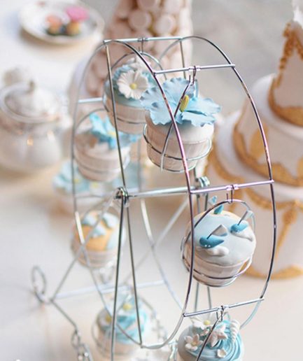 Ferris Wheel Cupcake Holder